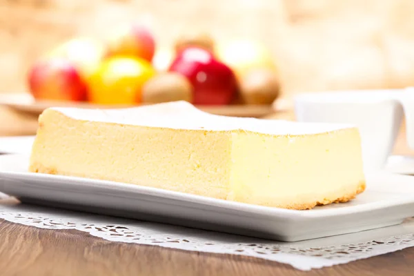 The composition of delicious cheesecake — Stock Photo, Image