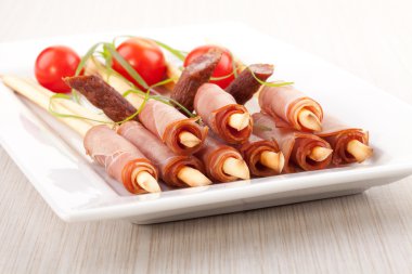 breadsticks ile jambon füme