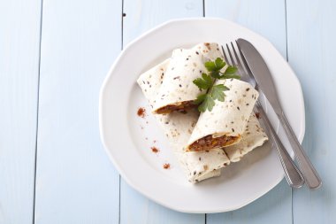 sebze ve et fasulye burritos sarar