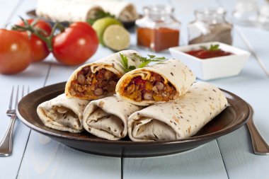 sebze ve et fasulye burritos sarar