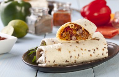 sebze ve et fasulye burritos sarar