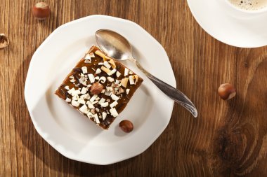 fındık plaka üzerinde Cheesecake