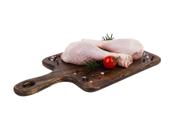 Förpackningsskott Kyckling Ätpinnar Träskiva Dekorerad Med Citron Persilja Och Kryddor — Stockfoto