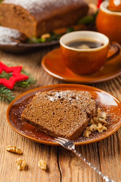 Homemade Gingerbread Cake Christmas Decoration Front View Natural Wooden Background — Stock Photo, Image