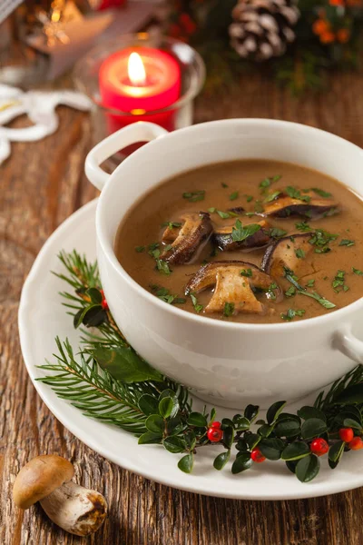Soupe Traditionnelle Aux Champignons Base Cèpes Décoration Noël Vue Face — Photo