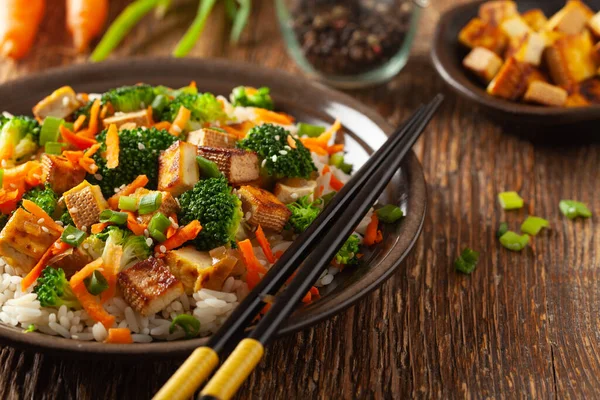 Tofu Rice Vegetables Served Brown Plate — Stock Photo, Image