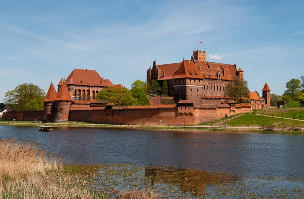 World Famous Teutonic Castle Malbork View Nogat River Castle Fotos de stock libres de derechos