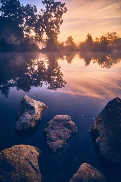 Rocks Calm Lake Shore Sunrise High Quality Photo — Foto de Stock