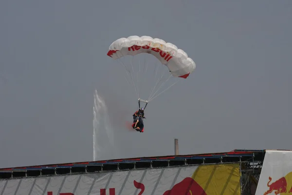 Parachuter — Stock Photo, Image