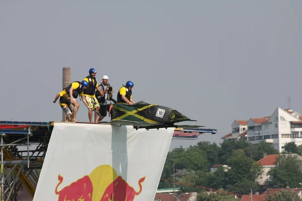 Touro vermelho flugtag — Fotografia de Stock