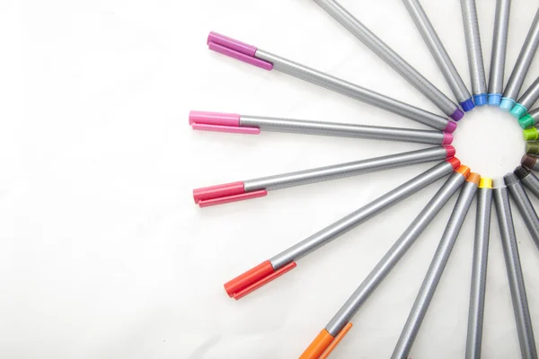 色鉛筆由来によって形成されるサイクルの半分 ロイヤリティフリーのストック画像
