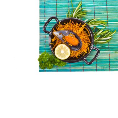 Deniz ürünleri - erişte