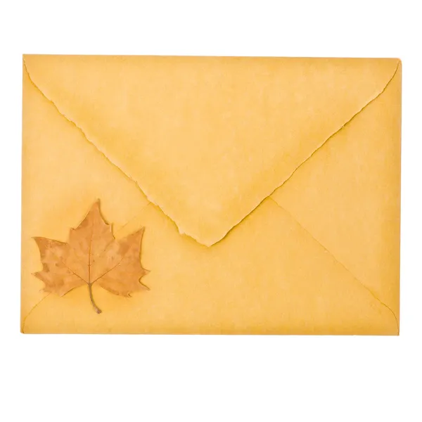 Enclosed envelope of vintage paper, dry maple leaf isolated on white background — Stock Photo, Image