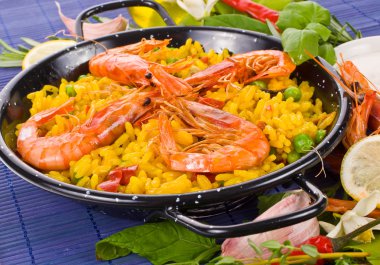 geleneksel İspanyol rice - paella closeup tipik İspanyol yemeği