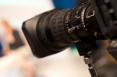 dijital video kamera objektifi