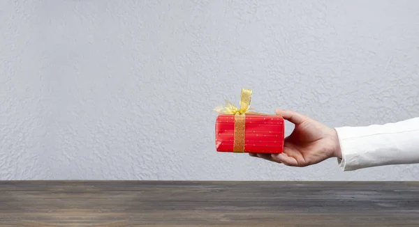 Presente Presente Embalagens Vermelhas Ano Novo Dia Dos Namorados Caixa — Fotografia de Stock