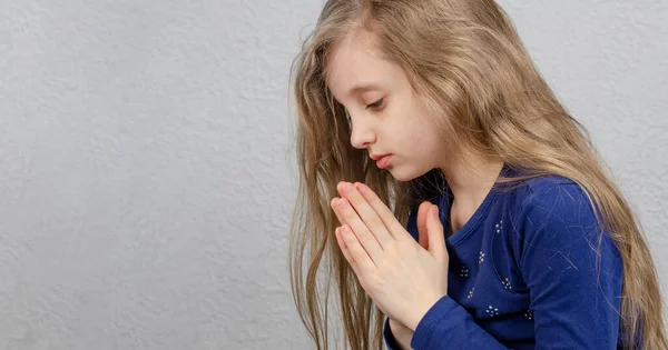 Prayer Hands Prayer Girl Praying European Pray Prayerfully — Stock Photo, Image