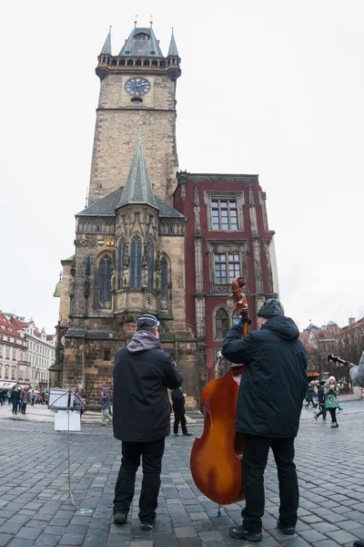 Swing jazz band play songs on Old Town Square, Prague, Czech Republic — Stock Photo, Image