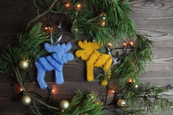 Brinquedo Alce Como Decoração Natal Tigre Fundo Madeira — Fotografia de Stock