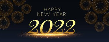 2022 mutlu yıllar Havai fişeklerle bayrak diliyor