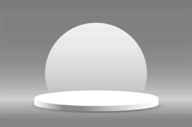 Beyaz podyum ürün ekran platformuna sahip gri stüdyo arkaplanı