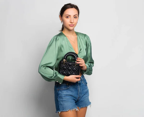 Young Stylish Woman Black Leather Handbag Hand Nice Brunette Posing — Stock Photo, Image