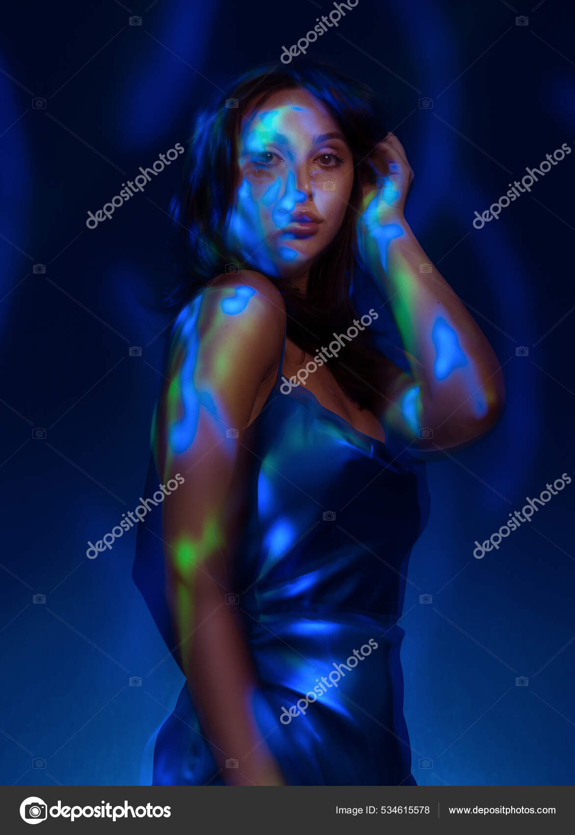Portrait Style Light Painting Brunette Woman Blu Dress Long