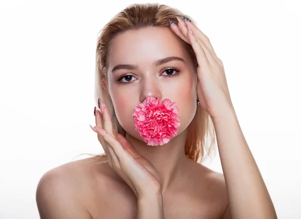 Charming Young Woman Pink Flower Mouth Blonde Model Holding Pink — Foto Stock