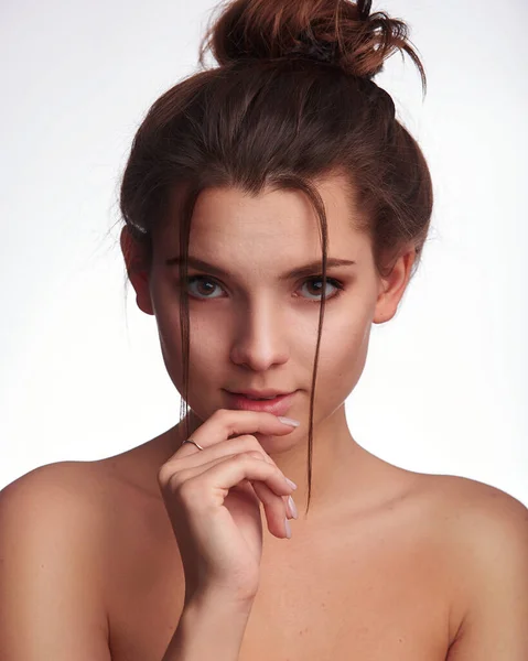 Healthy Skin Woman Portrait Nude Makeup Hair Tied Knot Spa — Stockfoto