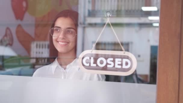 Happy Small Business Girl Changing Closed Open Sign Window Smiling — Stock Video