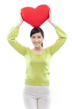 Beyaz stüdyo vuruşta izole cazip Asya gülümseyen kadın portresi