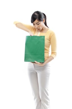 Alışveriş torbaları (yeşil konsept bir sürü güzel kadın)