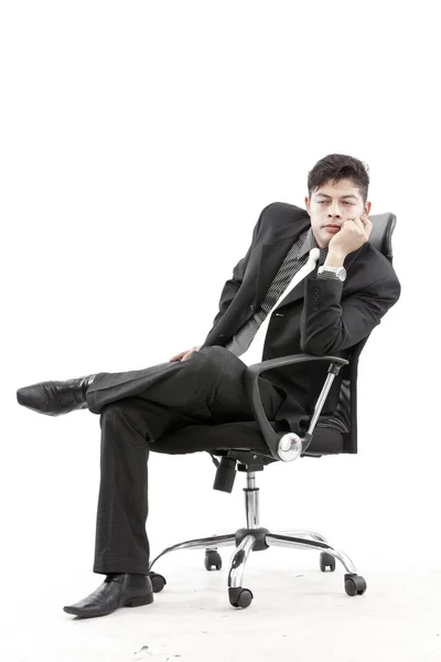 Retrato de um homem de negócios sentar e pensar — Fotografia de Stock