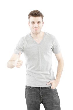 Casual adam eliyle onay işaret izole beyaz arka plan üzerinde gösterilen