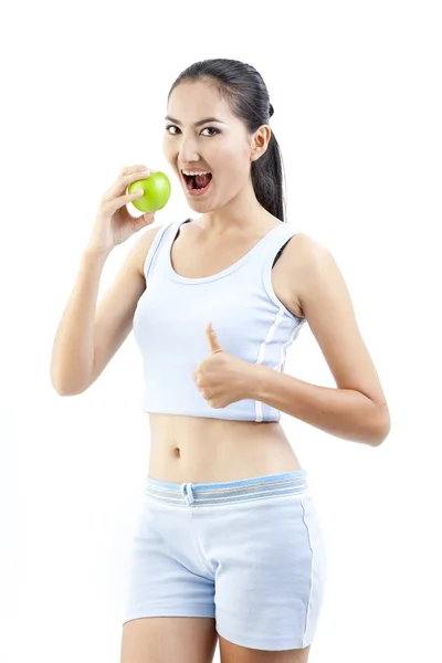 漂亮的亚洲女子在白色背景上她手里拿着苹果 — 图库照片