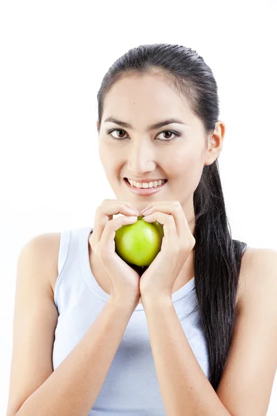 Bela ásia mulher segurar maçã no ela mão no branco fundo — Fotografia de Stock