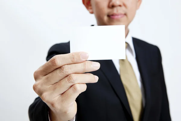 Portret zakenman met lege notitie kaart — Stockfoto