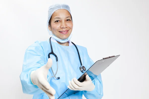 Médico feminino aperto de mão — Fotografia de Stock