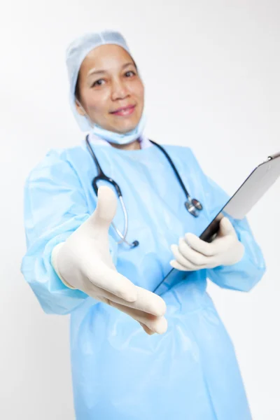 Médico feminino aperto de mão — Fotografia de Stock