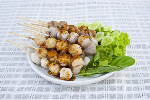 Fresh hot meatball appetizers served in white bowl with dipping sauce — Stock Photo, Image