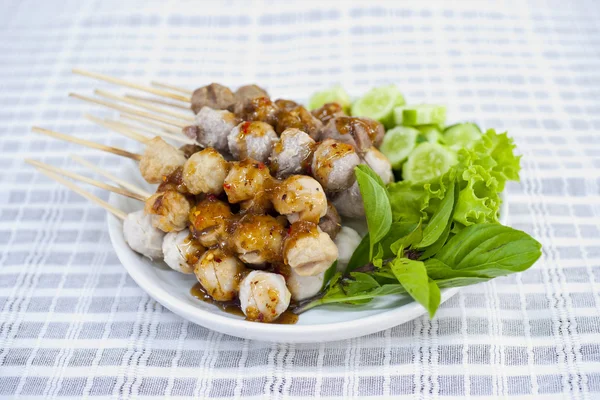 Fresh hot meatball appetizers served in white bowl with dipping sauce — Stock Photo, Image