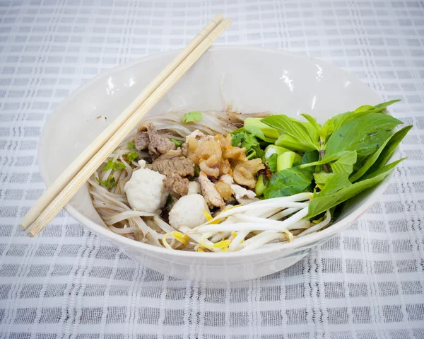 Thai Food - bowl of thai style beef noodle soup — Stock Photo, Image