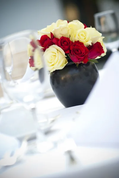 Ajuste de mesa para boda —  Fotos de Stock