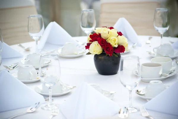 Ajuste de mesa para boda — Foto de Stock