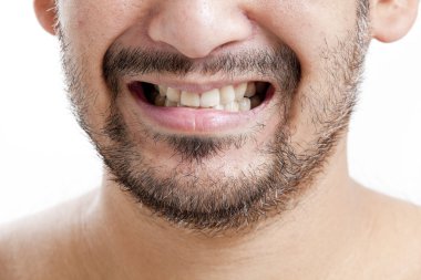 Asyalı adam gülümseme