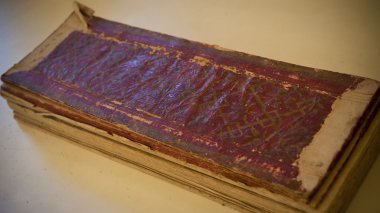 thethai antik kitap kapağı