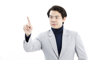 Beyaz bir arka plan karşı izole sanal bir düğmeye basarak elle