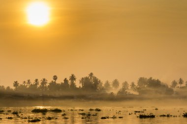 Chao phraya Nehri günbatımı