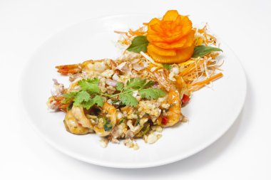 karides ile Tayland kızarmış pilav