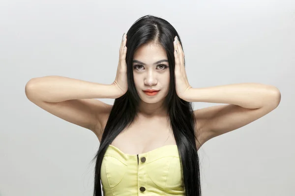 Beautiful face of young asian woman — Stock Photo, Image